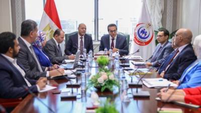 وزير الصحة يبحث مع وزير العمل تعزيز التعاون في مجال تطوير التدريب الطبي المهني