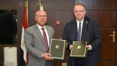 وزارة الصناعة ومنظمة العمل الدولية توقعان وثيقة تعزيز البيئة الداعمة للإنتاجية