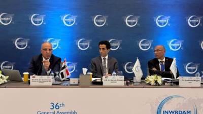 سويلم: يؤكد أهمية التكامل بين الدول العربية ذات التجارب الناجحة فى التحلية