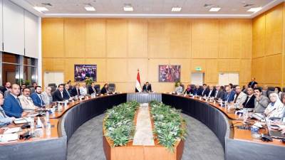 وزير الإسكان يتابع موقف تنفيذ وحدات مبادرة "سكن لكل المصريين" بعدد من المحافظات والمدن الجديدة