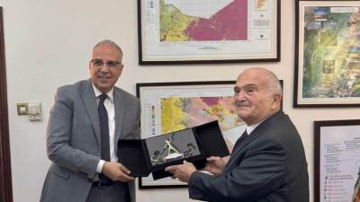 سويلم يلتقى الأمير الحسن بن طلال لبحث التعاون بين مصر والأردن فى مجال المياه