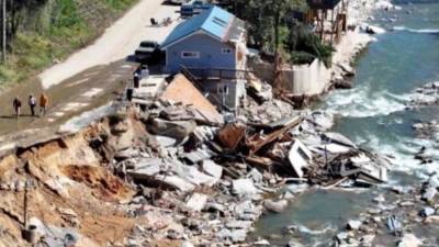 إعصار ميلتون يضرب ولاية فلوريدا ويدمر المنازل