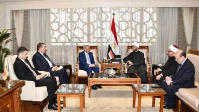 وزير الأوقاف: العراق وبغداد في وجدان كل مسلم ومصري