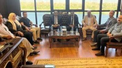 غرفة سوهاج التجارية تبحث مع القوى العاملة توفير فرص عمل لأصحاب الهمم