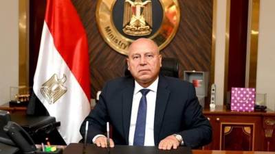 وزير الصناعة والنقل: سيتم إحالة كل من تسبب في وقوع حادث قطار المنيا إلى النيابة العامة 