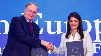 "المشاط" تُوقع مع سفير الاتحاد الأوروبي مبادرة «المرفق الأوروبي الأخضر» لدعم الاستدامة