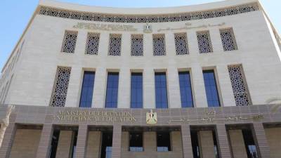 "التعليم" تنفي حدوث أي تغيير فيما يتعلق بالتقييمات وأعمال السنة لطلاب سنوات النقل