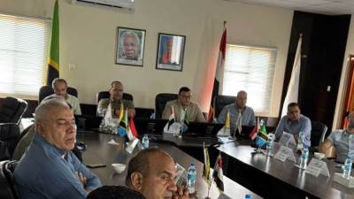 وزير الإسكان يصل إلى سد ومحطة "جوليوس نيريرى" الكهرومائية على نهر روفيجي