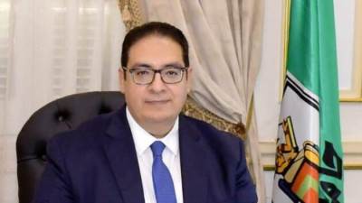 قرار جمهورى بتعيين الدكتور محمد سامى عبد الصادق رئيسا لجامعة القاهرة