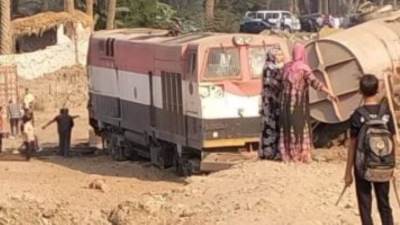 السكة الحديد تصدر بيانا تفصيليا عن حادث انقلاب قطار بضائع البدرشين