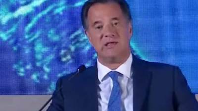 وزير الصحة اليوناني يشيد بما حققته مصر من إنجازات تحت قيادة الرئيس السيسي