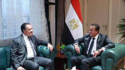 عبدالغفار يستقبل وزير الصحة بدولة اليونان لتعزيز التعاون في مجالات الرعاية الصحية 