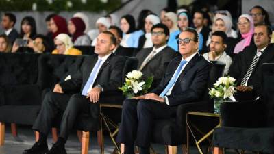 وزير الصحة يشهد جلسة نقاشية حول التعليم كركيزة أساسية لتحقيق التنمية البشرية المستدامة