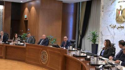 رئيس الوزراء يترأس اجتماع اللجنة العليا لضبط الأسواق وأسعار السلع