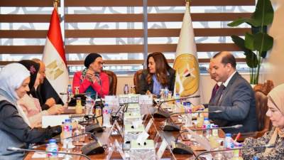 وزيرتا التنمية والبيئة تناقشان الموقف التنفيذي وآخر المستجدات الخاصة بالمبادرة الرئاسية 100 مليون شجرة