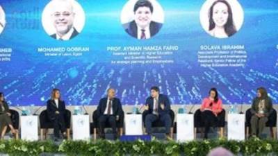 وزيرالعمل: بصدد إعلان قانون العمالة المنزلية لضمان حقوقهم