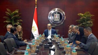 وزير الاستثمار يلتقي وفد شركة مرسيدس-بنز إيجيبت لاستعراض مشروعات الشركة الحالية والمستقبلية في مصر