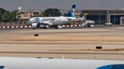 ‏الحكومة تنفي اعتزامها بيع مصر للطيران وطرح شركات تابعة للإدارة