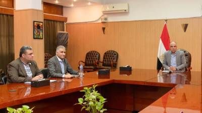 سويلم يتابع موقف مشروع "تحديث تقنيات الرى لتحسين سبل عيش المزارعين أصحاب الحيازات الصغيرة بصعيد مصر"