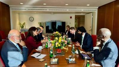 "المشاط" تعقد جلسة مباحثات موسعة مع رئيس مجموعة البنك الدولي ضمن الاجتماعات السنوية بواشنطن