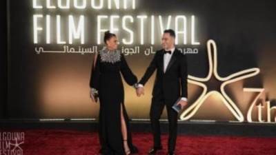 فنانون ونصفهم الحلو على السجادة الحمراء فى افتتاح مهرجان الجونة