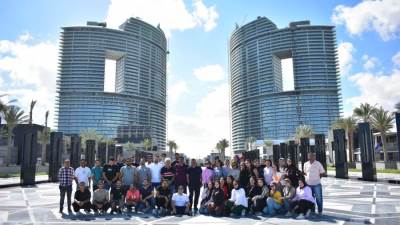 طلاب كلية الهندسة بجامعة فاروس يزورون مدينة العلمين الجديدة لتعزيز الخبرات العملية