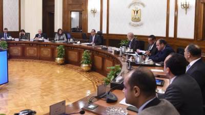 رئيس الوزراء يترأس اجتماع المجلس الأعلى للتخطيط والتنمية العمرانية