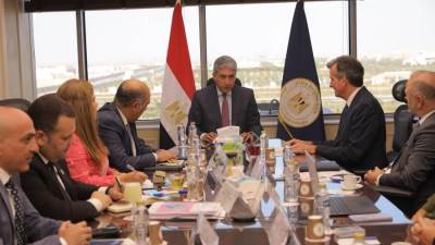 وزير السياحة يبحث مع مسئولي شركة أرويا كروز للرحلات البحرية التعاون لتعزيز سياحة السفن البحرية