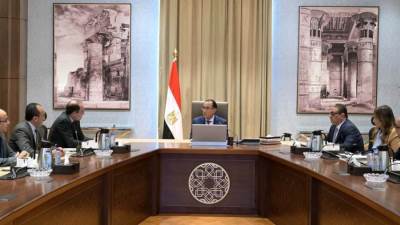 رئيس الوزراء يستعرض مع وزير المالية عدداً من ملفات العمل