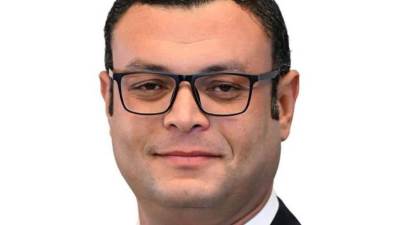 وزير الإسكان يتابع سير العمل بمنظومة تقنين أوضاع الأراضي المضافة لمدينة العبور الجديدة