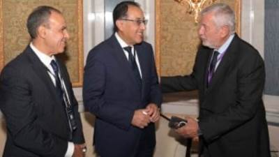 رئيس الوزراء يلتقى الرئيس التنفيذى لمؤسسة مبادرة مستقبل الاستثمار