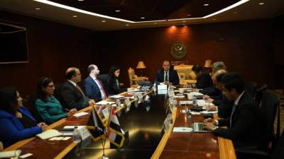 الرقابة المالية: نرحب بالشراكة مع البنك لدفع الجهود اللازمة لتسريع وتيرة تفعيل سوق الكربون الطوعي  لقاءات مكثفة