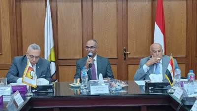 نائب وزير الإسكان يعقد أولى اجتماعات اللجنة التنسيقية العليا لوضع الهيكل المؤسسي لأكواد منظومة مياه الشرب والصرف الصحي