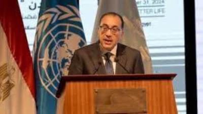 رئيس الوزراء يلتقى مسئولى شركة cscec الصينية