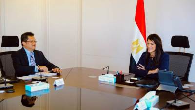 المشاط تستقبل وفد البنك الآسيوي للاستثمار في البنية التحتية (AIIB)