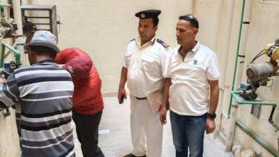 وزير الإسكان:حملات على وصلات المياه الخلسة وتحصيل المديونيات بالمدن الجديدة