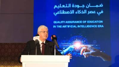 وزير التعليم يُشيد بجهود هيئة ضمان الجودة في الربط بين التعليم والذكاء الاصطناعي
