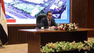 "عبدالغفار": وزارة الصحة حريصة على التوسع بالمشروعات الصحية وعلى رأسها معهد ناصر