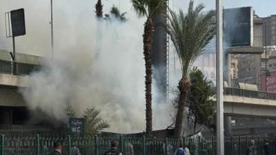 حريق هائل داخل موقف عبدالمنعم رياض بوسط البلد.. والدفع بـ 4 سيارات إطفاء