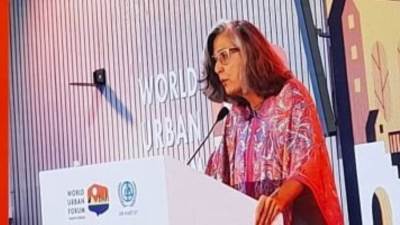 مدير الأمم المتحدة للمستوطنات تشيد بتنظيم مصر المنتدى الحضرى العالمى