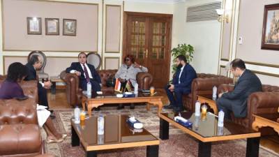 رئيس المقاولون العرب يستقبل وزيرة الإسكان الكينية