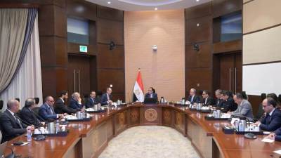 رئيس الوزراء يلتقي ممثلي مجموعة "أنترو القابضة" لاستعراض مشروع مركز كيميت للبيانات بالمنطقة الاقتصادية لقناة السويس