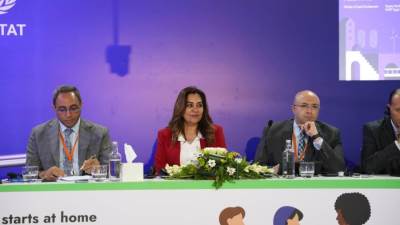 منال عوض: هذه الجلسة تسلط الضوء على تجربة بني سويف التي تعتبر نموذجاً رائداً في التمويل المبتكر واستراتيجيات التنمية الاقتصادية المحلية في مصر