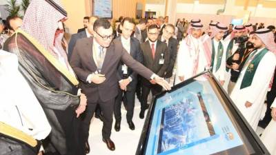 الشربيني يعرض على وفد المملكة العربية السعودية التجربة المصرية فى الإسكان وتنمية المدن الجديدة وتطوير المناطق غير الآمنة وغيرها