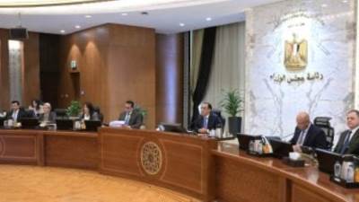 رئيس الوزراء: فيتش ترفع تصنيف مصر الائتمانى إلى "B" لأول مرة منذ 4 سنوات