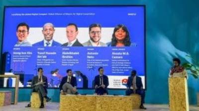 مساعد وزير الإسكان يشارك فى جلسة "الهابيتات" عن الإدارة الذكية للعمران