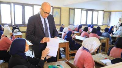 وزير التربية والتعليم يتابع انتظام العملية التعليمية في عدد من المدارس بإدارة المرج التعليمية بمحافظة القاهرة 