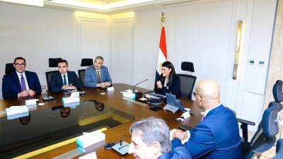 المشاط ورئيس المجموعة الوزارية لريادة الأعمال تعقد حوارا تشاوريا موسعا