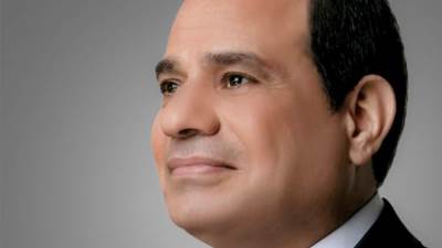 الرئيس السيسي يعود إلى أرض الوطن بعد المشاركة في القمة العربية الإسلامية غير العادية بالرياض