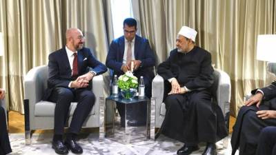 "الطيب" لرئيس المجلس الأوربي: الأزهر خطا خطوات كبيرة للانفتاح على الآخر